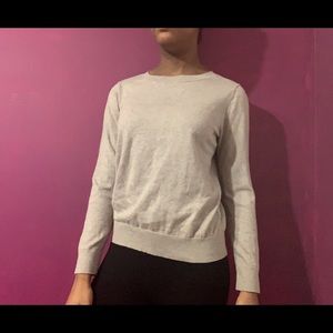 Grey long sleeve sweater